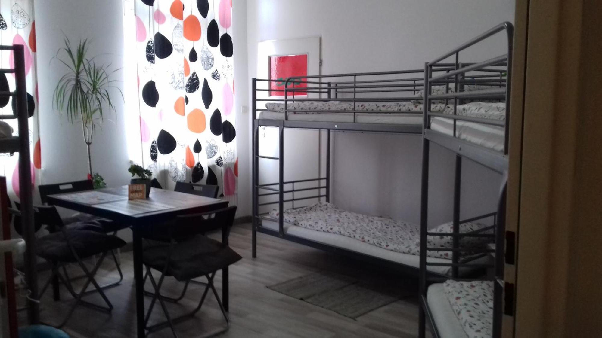 Art Hostel *